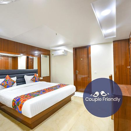 Fabhotel Mona International New Delhi Exterior photo